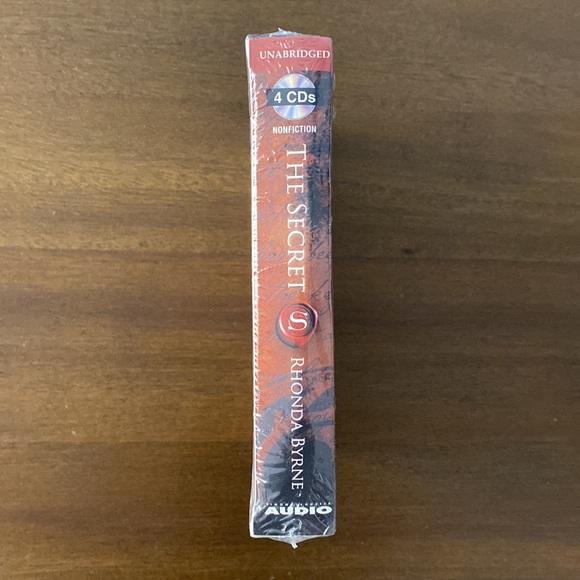 The Secret (unabridged) by Rhonda Byrne (4 CDs) Read by author & contributors - Picture 4 of 5